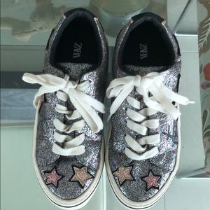 Star sneakers
